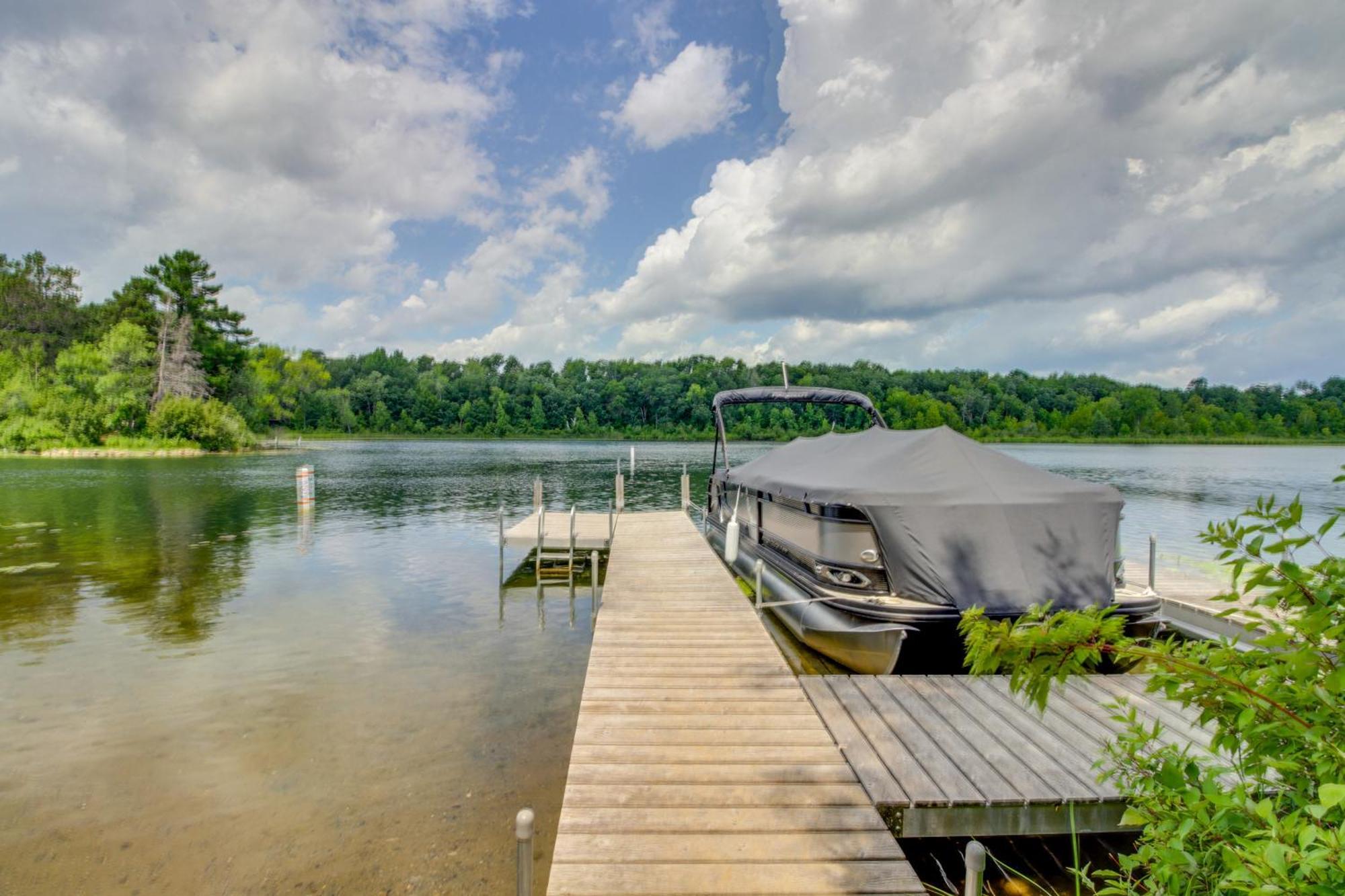 Beautiful Breezy Point Home With Beach And Dock! Pequot Lakes Esterno foto